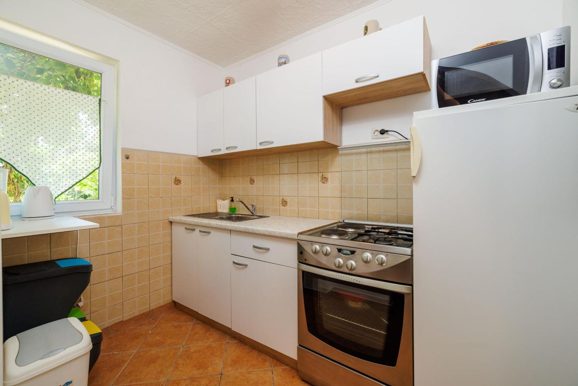 דראמליי Apartments And Room Mirjana מראה חיצוני תמונה
